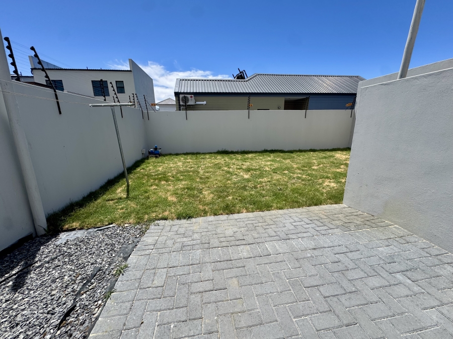 4 Bedroom Property for Sale in Sandown Western Cape